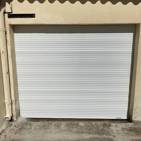 Apartamento De 70m2 En Bord De Avec Garage Et Balcon